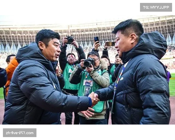 本土教练生存境遇两极分化 韩鹏刘建业高歌猛进